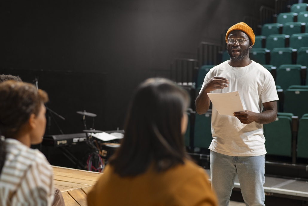 students-rehashing-theater-class